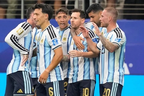 Argentina khó vô địch nếu chỉ dựa vào Lionel Messi Argentina khó vô địch nếu chỉ dựa vào Lionel Messi