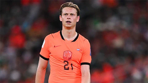 Barca nổi điên vì De Jong chấn thương nghiêm trọng trên tuyển Hà Lan Barca nổi điên vì De Jong chấn thương nghiêm trọng trên tuyển Hà Lan