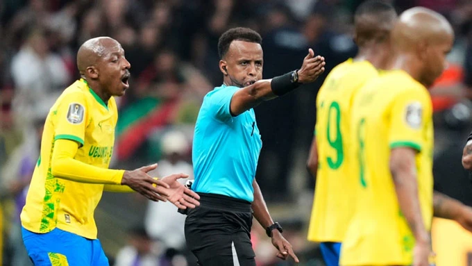 Bị từ chối nhập cảnh vào Mỹ, trọng tài uy tín lỡ hẹn với World Cup 2026 Bị từ chối nhập cảnh vào Mỹ, trọng tài uy tín lỡ hẹn với World Cup 2026