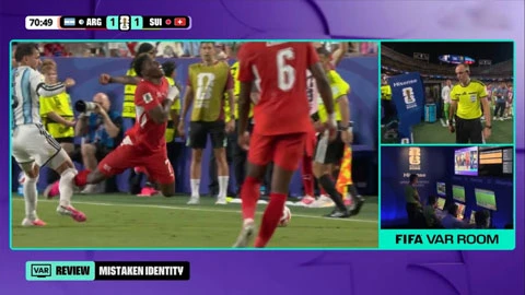 Cầu thủ Thụy Sĩ nhận thẻ đỏ hy hữu, Argentina lại được hưởng lợi vì trọng tài? Cầu thủ Thụy Sĩ nhận thẻ đỏ hy hữu, Argentina lại được hưởng lợi vì trọng tài?