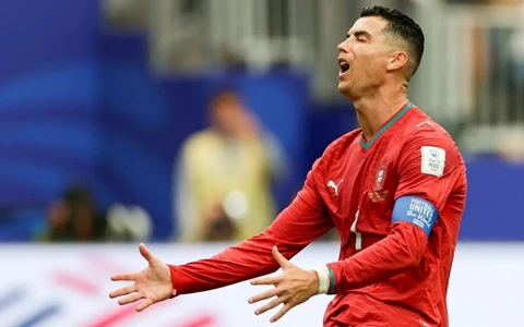 Chỉ có Ten Hag mới cứu được Bồ Đào Nha