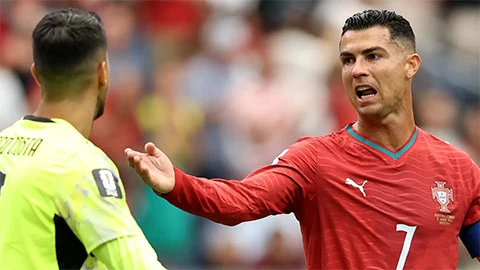 Chị gái Ronaldo 'thả tim' bài viết công kích Bruno Fernandes Chị gái Ronaldo 'thả tim' bài viết công kích Bruno Fernandes