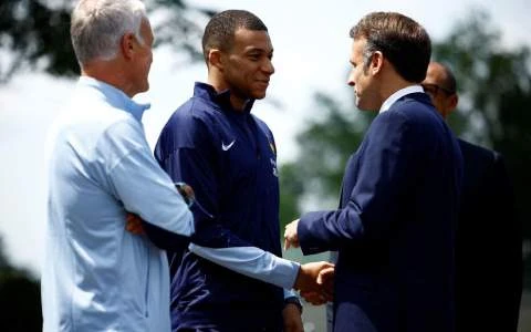 Chủ tịch FIFA lên tiếng sau scandal kỳ thị Mbappe Chủ tịch FIFA lên tiếng sau scandal kỳ thị Mbappe