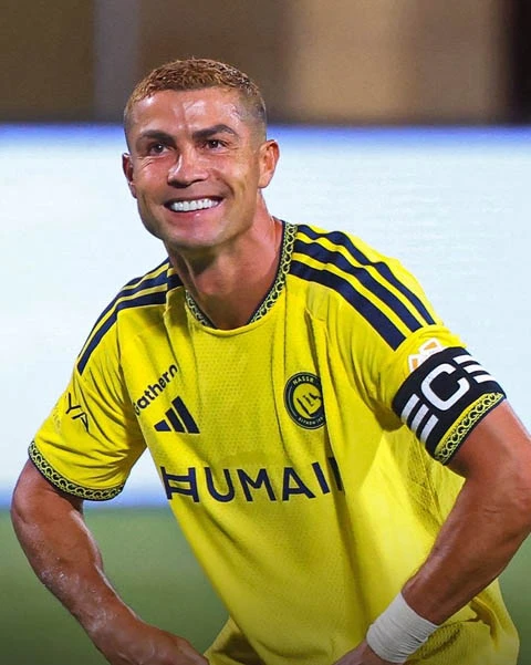 Cristiano Ronaldo ghi bàn ở 25 mùa giải liên tiếp Cristiano Ronaldo ghi bàn ở 25 mùa giải liên tiếp