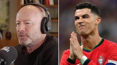 Cristiano Ronaldo tiến sát ghế HLV tuyển Bồ Đào Nha Cristiano Ronaldo tiến sát ghế HLV tuyển Bồ Đào Nha