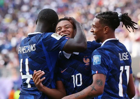 Cuộc hẹn vĩ đại của Messi và Mbappe Cuộc hẹn vĩ đại của Messi và Mbappe