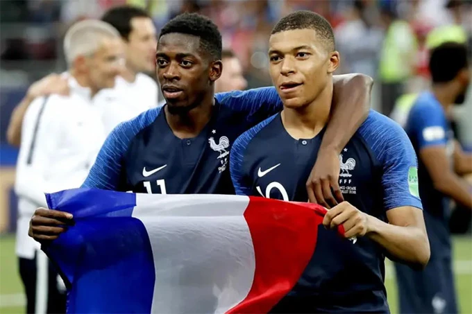 Dembele gây bão tại ĐT Pháp với tuyên bố 'hợp Olise hơn Mbappe' Dembele gây bão tại ĐT Pháp với tuyên bố 'hợp Olise hơn Mbappe'