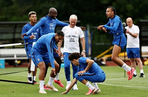 Deschamps và bí mật của 3 kỳ World Cup liên tiếp đưa Pháp vào bán kết Deschamps và bí mật của 3 kỳ World Cup liên tiếp đưa Pháp vào bán kết