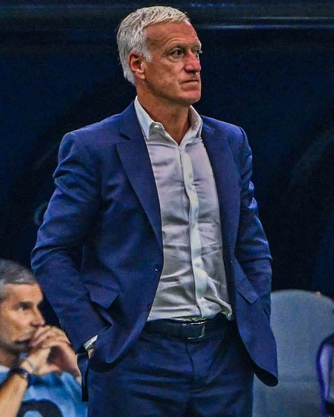 Didier Deschamps chính thức chia tay đội tuyển Pháp Didier Deschamps chính thức chia tay đội tuyển Pháp