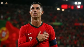 Đồng đội cũ tiết lộ con người thật phía sau Cristiano Ronaldo