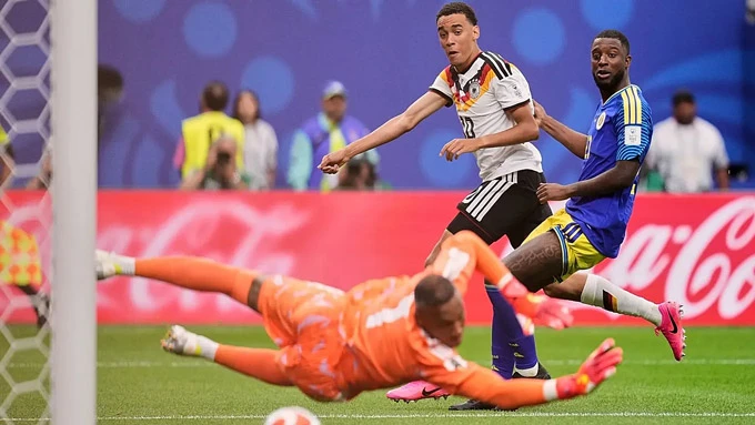 Đức phá kỷ lục World Cup của Brazil sau màn hủy diệt Curacao Đức phá kỷ lục World Cup của Brazil sau màn hủy diệt Curacao