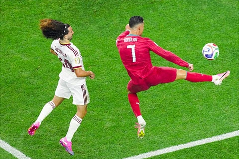 Dừng lại thôi Cristiano Ronaldo!