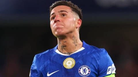 Enzo Fernandez ‘cháy cạn’ với Argentina và vấn đề lớn của Chelsea Enzo Fernandez ‘cháy cạn’ với Argentina và vấn đề lớn của Chelsea