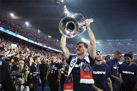 Fabian Ruiz và cánh cửa bước vào ‘CLB bất tử’ của bóng đá thế giới