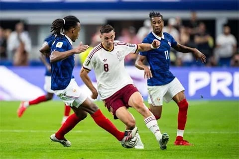 Fabian Ruiz và cánh cửa bước vào ‘CLB bất tử’ của bóng đá thế giới