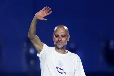 Fan Brazil đòi sa thải HLV Ancelotti, mời Guardiola