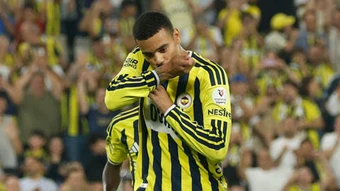 Greenwood lần đầu lập cú đúp giúp&nbsp;Fenerbahce đè bẹp Konyaspor