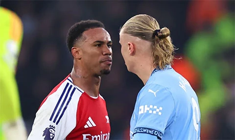 Haaland bước vào 2 cuộc chiến định đoạt Quả bóng Vàng và World Cup Haaland bước vào 2 cuộc chiến định đoạt Quả bóng Vàng và World Cup