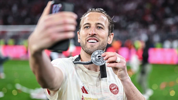 Harry Kane: 'Đoạt Quả Bóng Vàng ngay tại quê hương sẽ còn đặc biệt hơn' Harry Kane: 'Đoạt Quả Bóng Vàng ngay tại quê hương sẽ còn đặc biệt hơn'