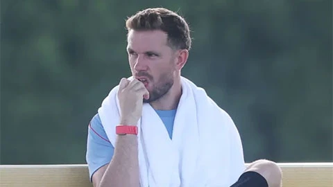 Henderson lần đầu xuất hiện kể từ chấn thương gãy tay ở World Cup 2026 Henderson lần đầu xuất hiện kể từ chấn thương gãy tay ở World Cup 2026