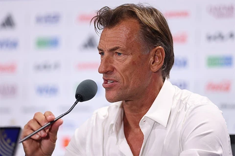 Herve Renard từ chức sau 18 ngày dẫn dắt Tunisia đầy biến động tại World Cup Herve Renard từ chức sau 18 ngày dẫn dắt Tunisia đầy biến động tại World Cup