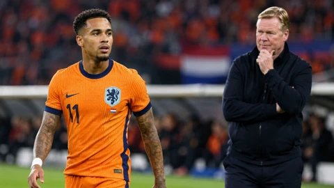 HLV Ronald Koeman nên trao cơ hội cho Justin Kluivert HLV Ronald Koeman nên trao cơ hội cho Justin Kluivert