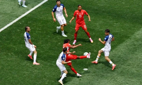 Johan Manzambi, ngôi sao mới của tuyển Thụy Sĩ là ai? Johan Manzambi, ngôi sao mới của tuyển Thụy Sĩ là ai?