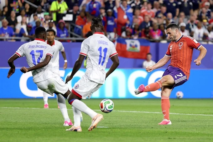 John McGinn: Người hùng khiêm tốn đã đánh thức ‘nàng công chúa ngủ trong rừng’ John McGinn: Người hùng khiêm tốn đã đánh thức ‘nàng công chúa ngủ trong rừng’