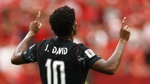 Jonathan David sánh ngang GOAT Lionel Messi Jonathan David sánh ngang GOAT Lionel Messi