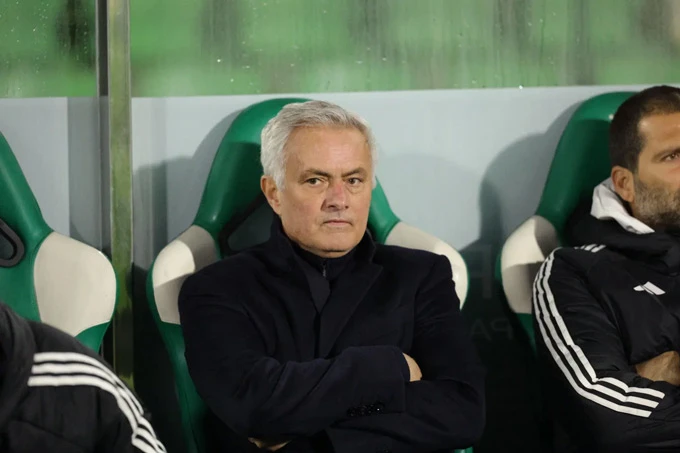 Jose Mourinho khó thoát bi kịch lớn nhất nghiệp cầm quân Jose Mourinho khó thoát bi kịch lớn nhất nghiệp cầm quân