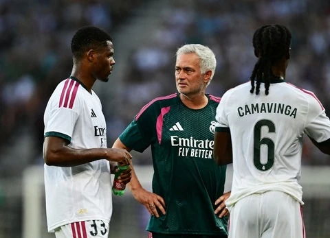 Jose Mourinho sẽ ‘thí tốt’ Aurelien Tchouameni?