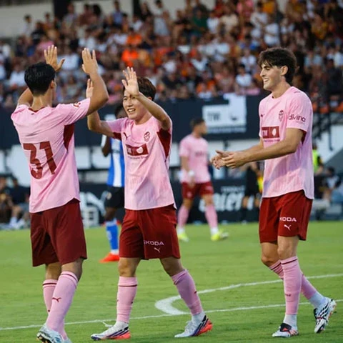 Kết quả bóng đá đêm 13/8, rạng sáng 14/8 tại Europa League, Conference League, giao hữu các CLB. Kết quả bóng đá đêm 13/8, rạng sáng 14/8 tại Europa League, Conference League, giao hữu các CLB.