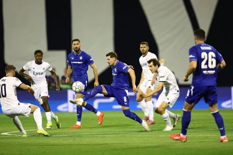 Kết quả bóng đá đêm 18/8, rạng sáng 19/8 tại lượt đi vòng play-off Champions League 2026/27, Copa Argentina, King Cup Saudi Arabia Kết quả bóng đá đêm 18/8, rạng sáng 19/8 tại lượt đi vòng play-off Champions League 2026/27, Copa Argentina, King Cup Saudi Arabia