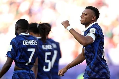 Kết quả Paraguay 0-1 Pháp: Les Blues vào tứ kết Kết quả Paraguay 0-1 Pháp: Les Blues vào tứ kết