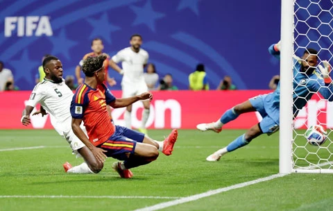 Kết quả Tây Ban Nha 4-0 Saudi Arabia: Cách biệt về đẳng cấp Kết quả Tây Ban Nha 4-0 Saudi Arabia: Cách biệt về đẳng cấp
