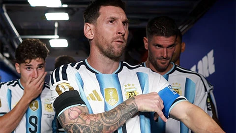 Khi Messi mất kết nối, Julian Alvarez bước ra ánh sáng Khi Messi mất kết nối, Julian Alvarez bước ra ánh sáng