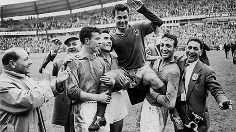 Kỷ lục 13 bàn của Just Fontaine có thể bị xô đổ tại World Cup 2026? Kỷ lục 13 bàn của Just Fontaine có thể bị xô đổ tại World Cup 2026?