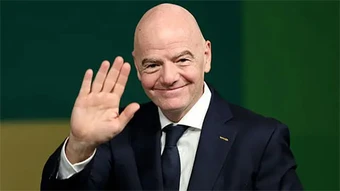 Làn sóng yêu cầu Infantino từ chức tăng cao