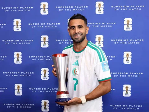 Mahrez bùng nổ trở lại đúng lúc Algeria cần nhất Mahrez bùng nổ trở lại đúng lúc Algeria cần nhất