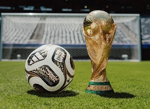 Màn hình 200m2 chiếu trực tiếp chung kết World Cup 2026 tại Cần Thơ Màn hình 200m2 chiếu trực tiếp chung kết World Cup 2026 tại Cần Thơ