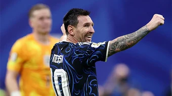 Messi lập thêm kỷ lục World Cup sau chiến thắng trước tuyển Anh