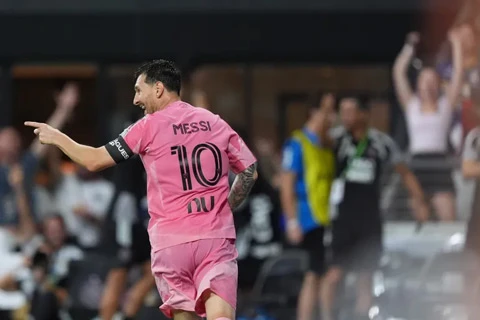 Messi nghỉ thi đấu vô thời hạn