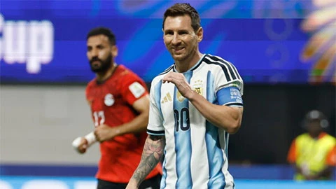 Messi tức giận vì suýt khiến Argentina trở thành cựu vương World Cup Messi tức giận vì suýt khiến Argentina trở thành cựu vương World Cup