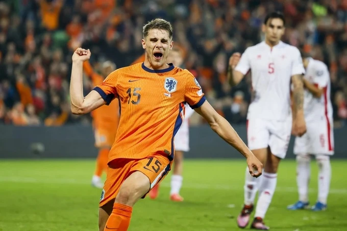 Micky van de Ven: “Vũ khí bí mật” của người Hà Lan Micky van de Ven: “Vũ khí bí mật” của người Hà Lan