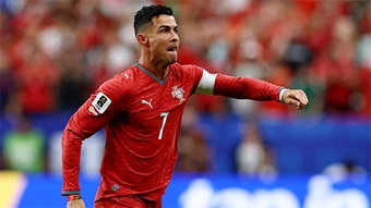 Muốn phá lời nguyền vòng knock-out, Ronaldo phải thắng chính mình