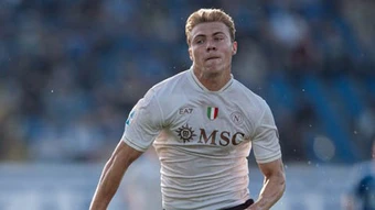 Napoli coi như thành cựu vương, Marseille của Greenwood bại trận