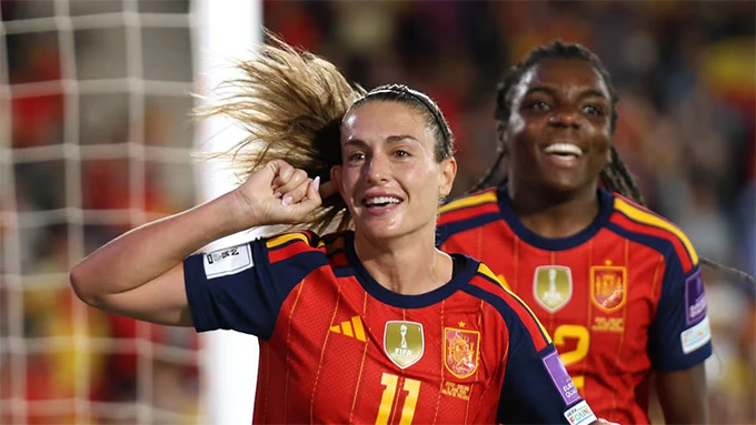 Nghiền nát Anh, Tây Ban Nha áp sát vé World Cup nữ Nghiền nát Anh, Tây Ban Nha áp sát vé World Cup nữ