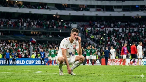 Nhà vô địch Bundesliga bất ngờ chia tay ĐTQG ngay sau vòng bảng World Cup 2026 Nhà vô địch Bundesliga bất ngờ chia tay ĐTQG ngay sau vòng bảng World Cup 2026