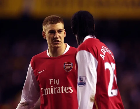 Nicklas Bendtner: Tự phong 'Lord', tự trao Quả Bóng Vàng và cuộc đời ngông cuồng của 'bad boy' Arsenal Nicklas Bendtner: Tự phong 'Lord', tự trao Quả Bóng Vàng và cuộc đời ngông cuồng của 'bad boy' Arsenal