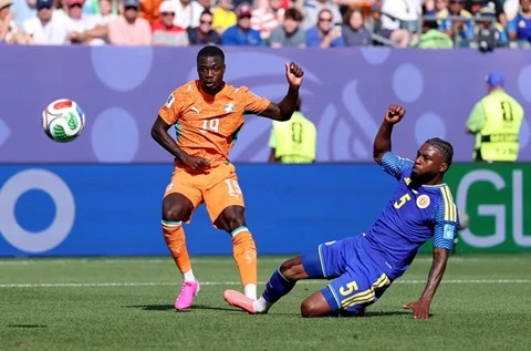 Nicolas Pepe, gừng càng già càng cay Nicolas Pepe, gừng càng già càng cay